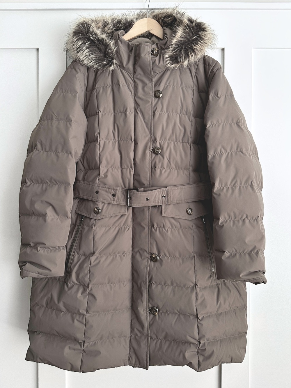 Lands’ End Long Quilted Down Belted Puffer Coat Faux Fur Hood Taupe Size 1X